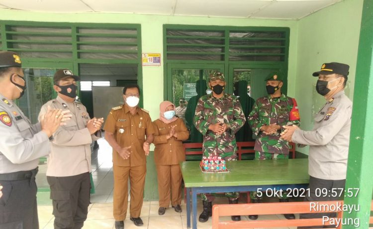 Forkopincam Payung Berikan Kejutan Untuk Koramil 05/PY Dalam Rangka HUT TNI