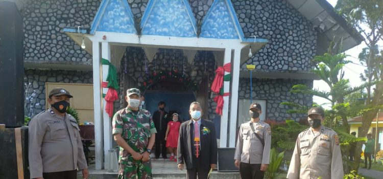 Babinsa Koramil 05/PY Gelar Apel Pasukan dan Pengamanan Gereja di Kecamatan Tiganderket dalam Rangka Hari Natal